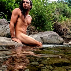 Kāne in Nature Photoshoot