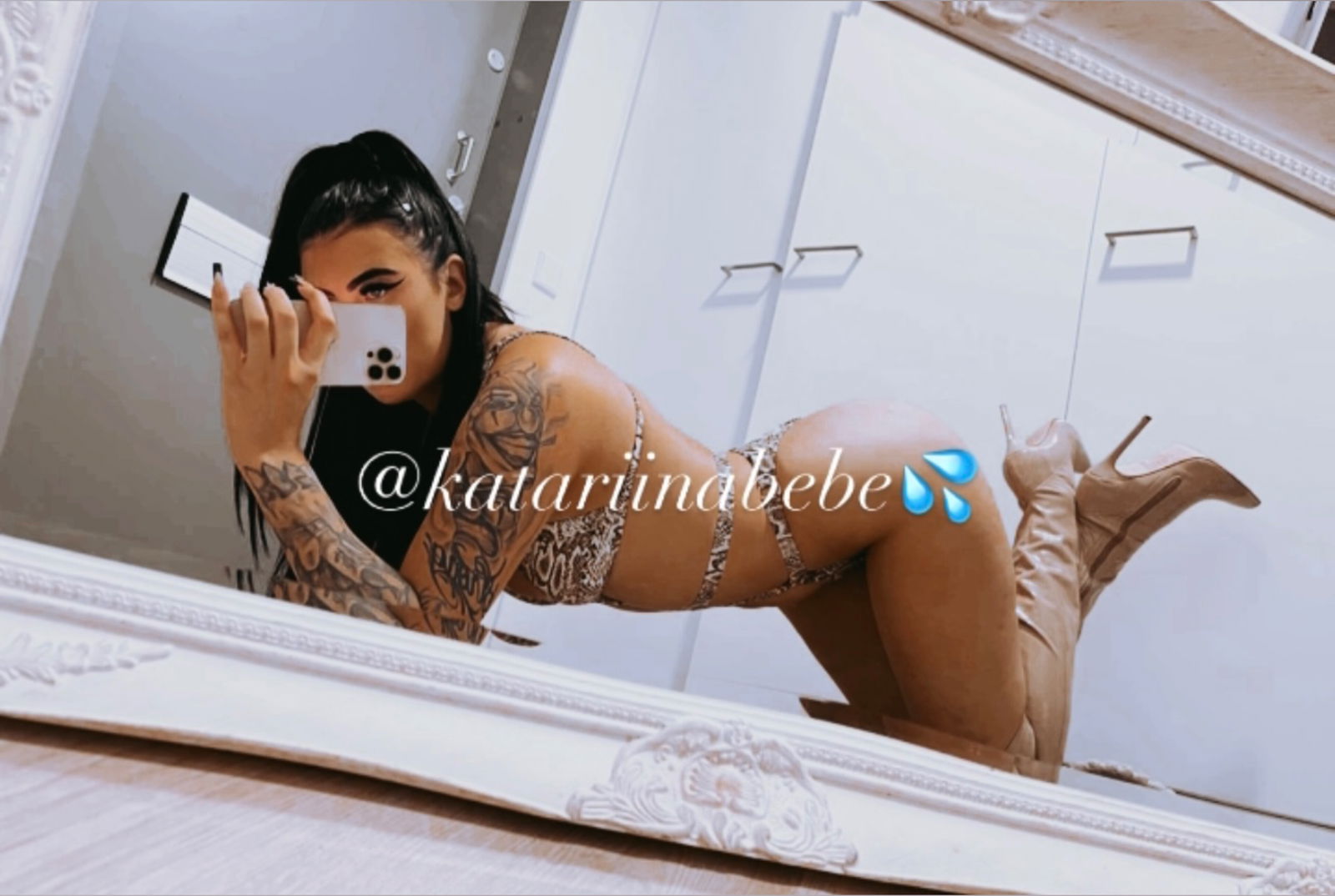 Yourfavbrunette 💋 photo