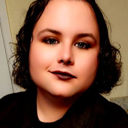 Model Violet: A Striking Portrait