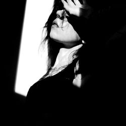 Soren: A Trendy Model Showcasing Fashionable Style