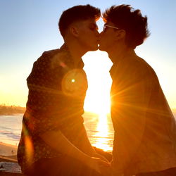 Ant & Eli: A Captivating Moment