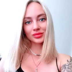 Aki Minori, a model from Ukraine