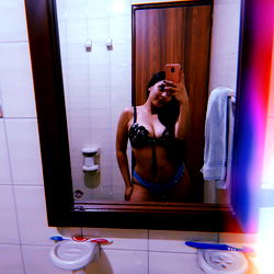 OnlyFans Model Evy.Luna in Bathing Suit Mirror Selfie