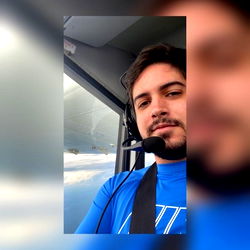 Austin Fly99 Pilot Capture Moment at 30,000 Feet