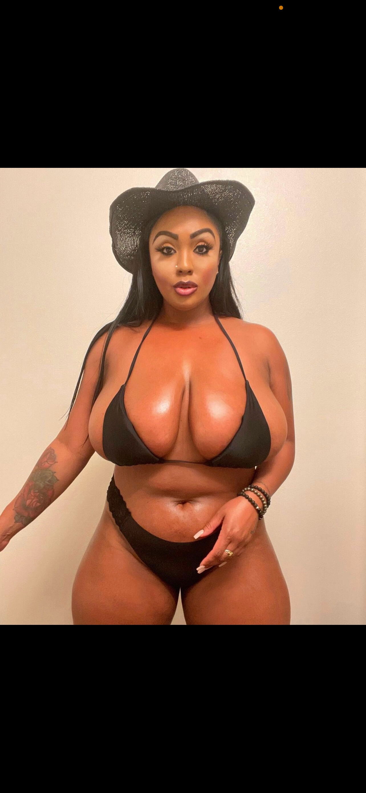 Layton Benton 🤎 photo