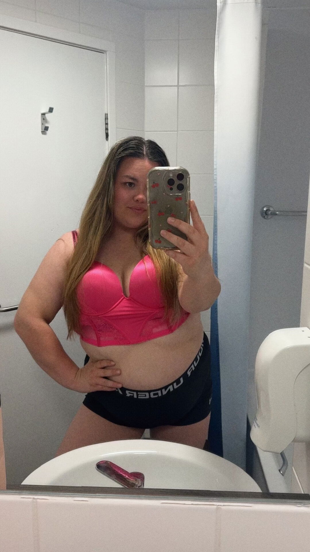 SexylilBrunette🔞🎀😈🍑 photo