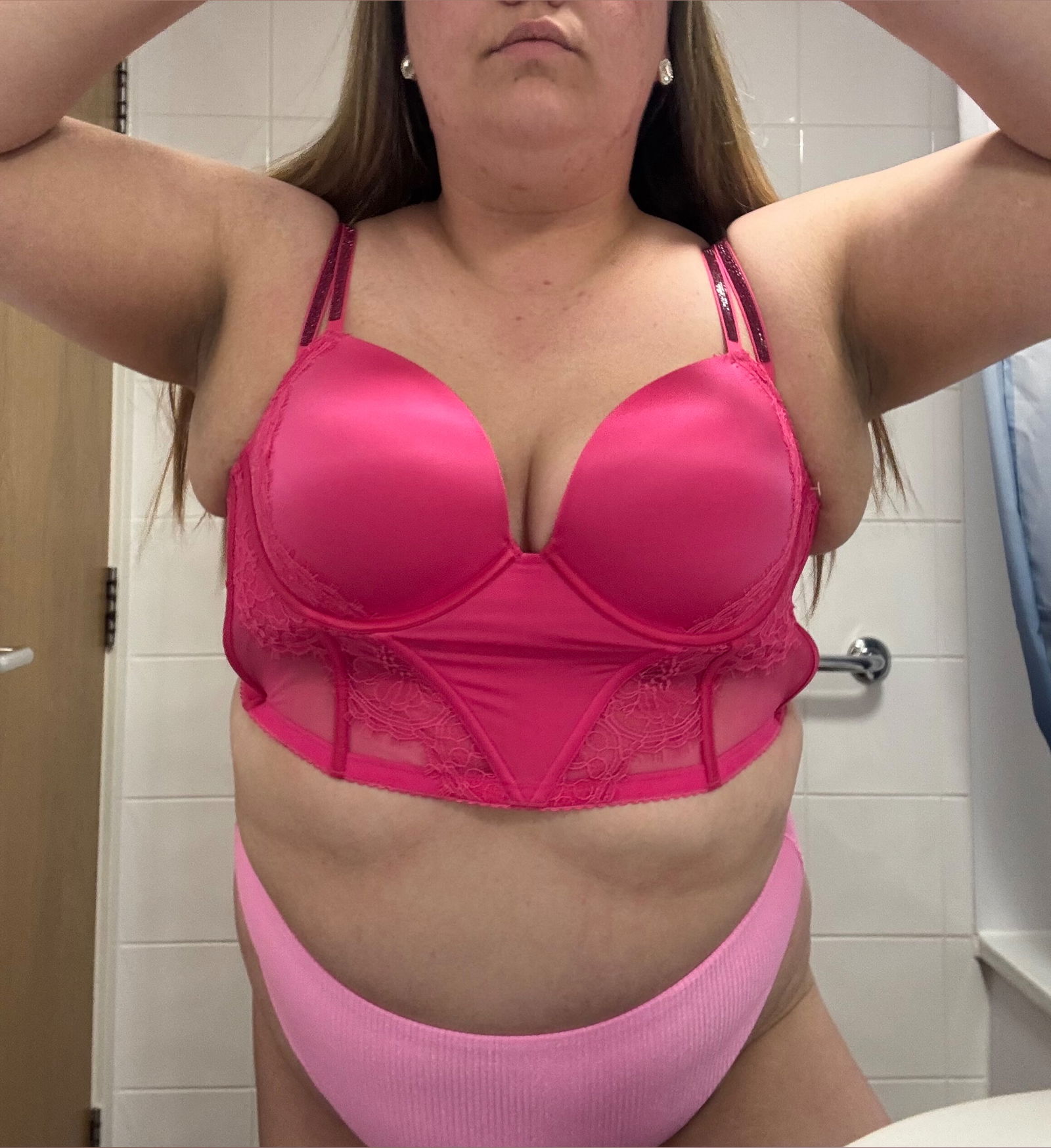 SexylilBrunette🔞🎀😈🍑 photo