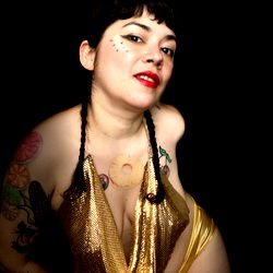 Aranivah in Gold Bikini