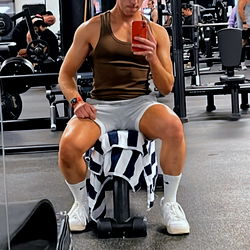 Tristan 🍑 🍆 photo