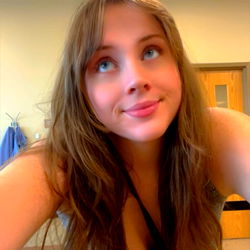 OnlyFans Model Savvyb Poses for Class Photo