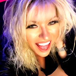 A Lively Night with Sunny California