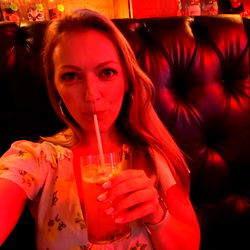 Amputee Bee VIP at a Lounge