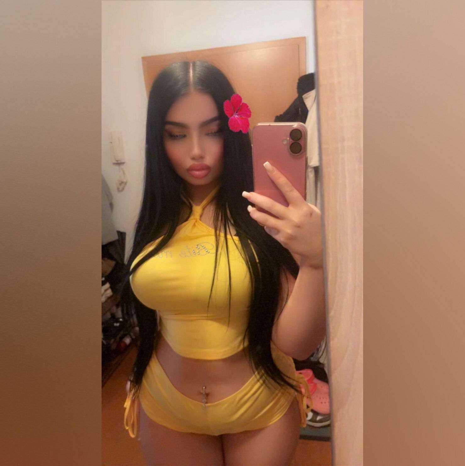 Asian Chica🍒 photo