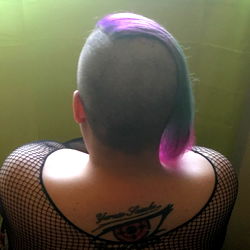 Angel Anderson, Onlyfans Model with Unique Hair Style