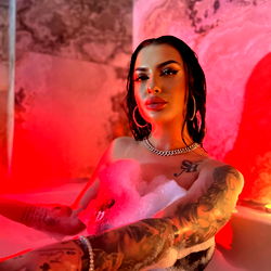 Vanessa Star in Vanity Fair