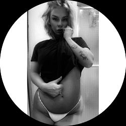 Onlyfans Model Mary: Oklahoma-Based Adult Star