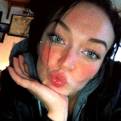 Stylish Sarah Barber, Portland Oregon