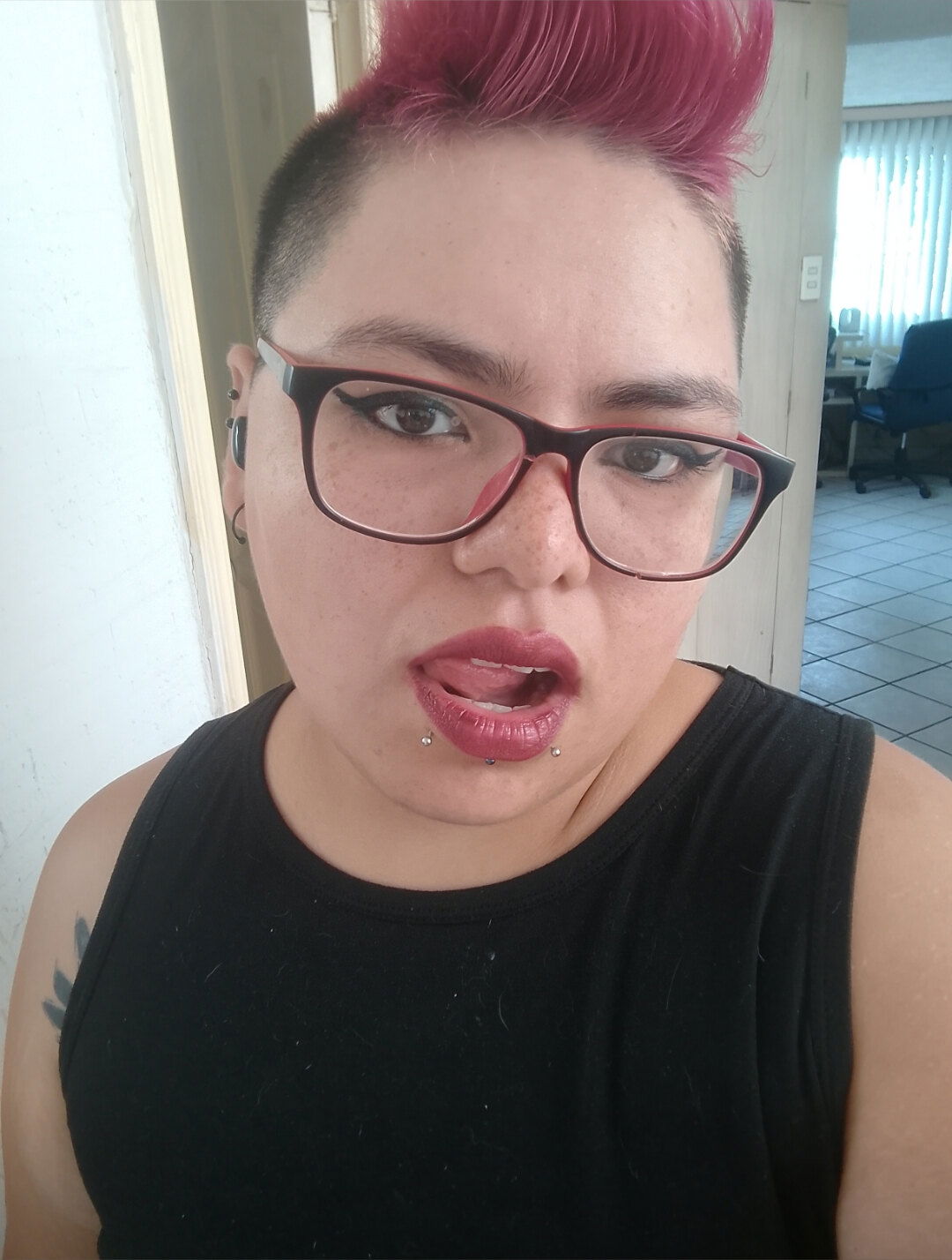 Anne Noir 💋 𝐵𝐵𝑊 𝐿𝐴𝑇𝐼𝑁𝐴 photo