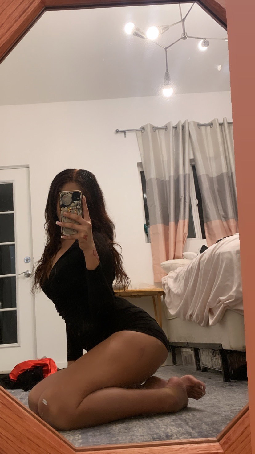 Ana WhiteRose's Exclusive OnlyFans Catalogue