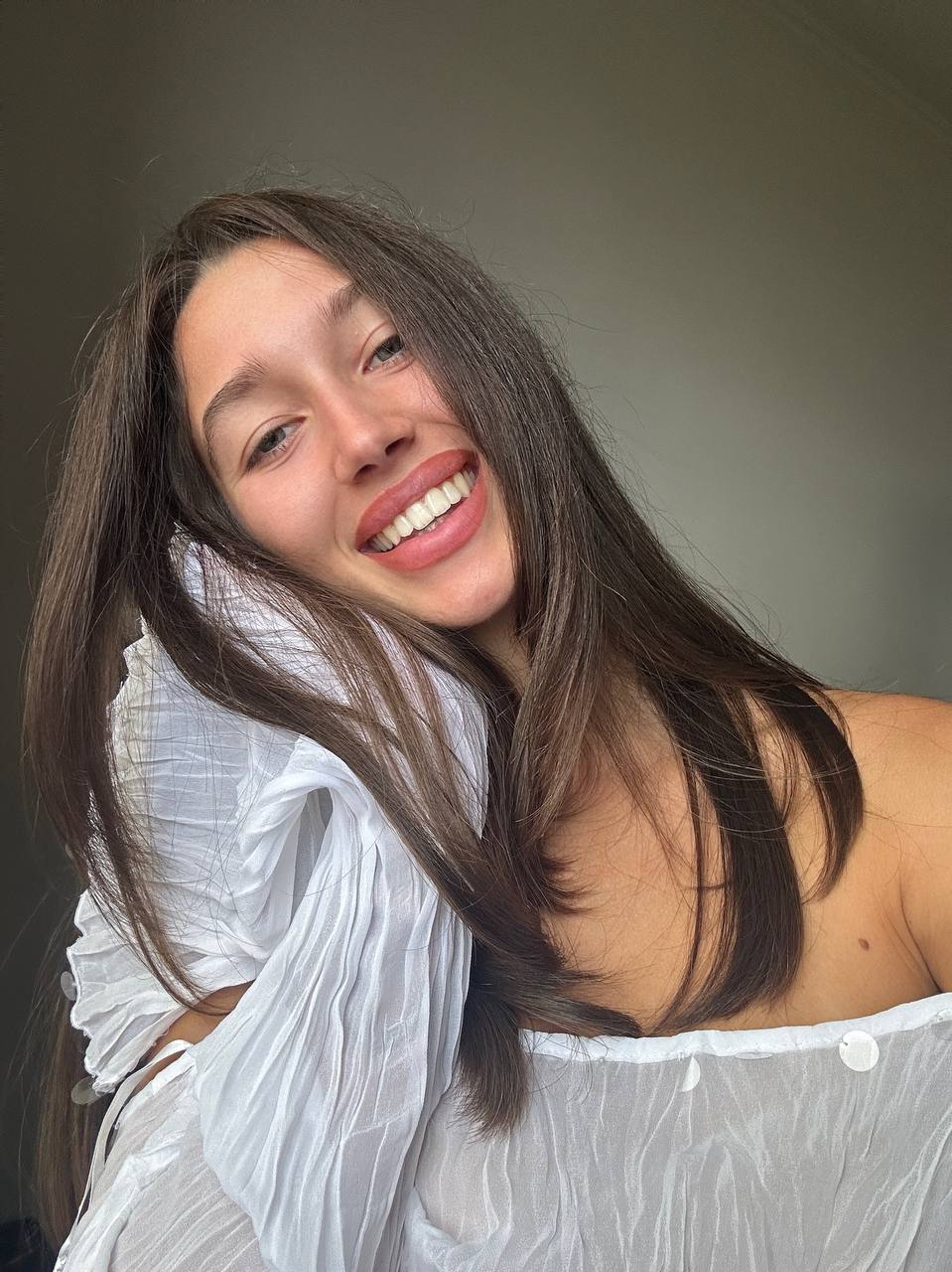 Emily Berry 🍓 photo