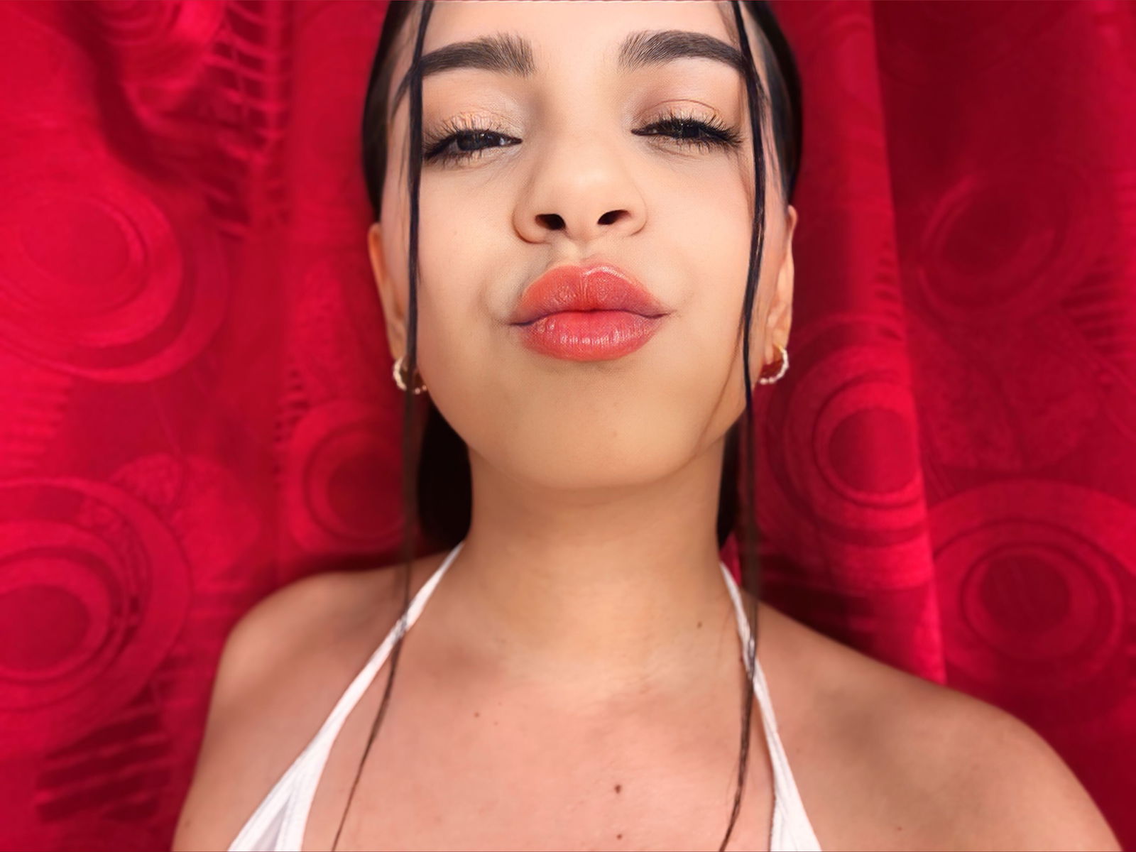 °   𝑪 𝒓 𝒊 𝒔 𝒃 𝒆 𝒍 photo