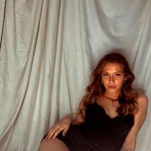 Hannah Alexander photo