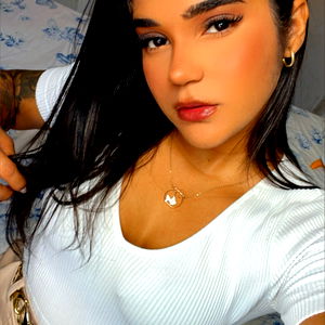 Andreia Menezzhes ๐น๐๐๐๐ photo