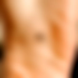 Aless white Feet photo