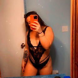 Alypaige22 Model Photoshoot