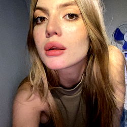 Angela_Flatcher on OnlyFans - Model Portrait