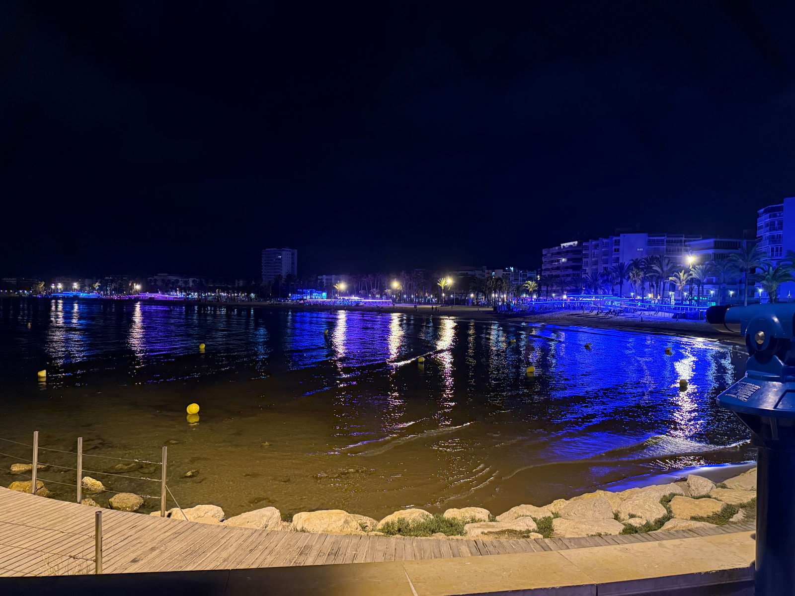 Hold Her Head Down photo