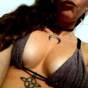 Ginita๐ถ๏ธ๐ค๐ photo