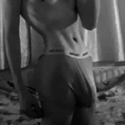 Dublin Twink x in a Fitness Room