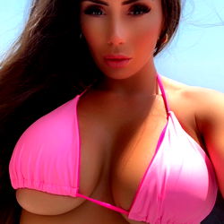 Laura Hollyman, London OnlyFans Model