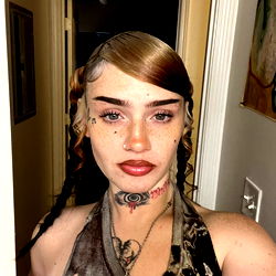 Hailey Gardner photo