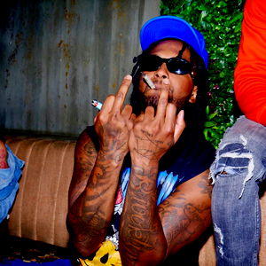 All locks dropped here , letโs make ๐ฐ photo