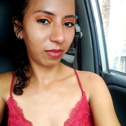 Joselyn, a captivating model from Ecuador