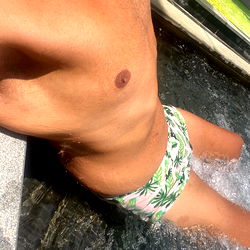 Fozziebarefree Model in Dallas