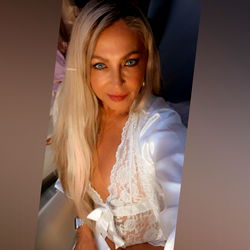 Lori Chaos, United States - OnlyFans Model