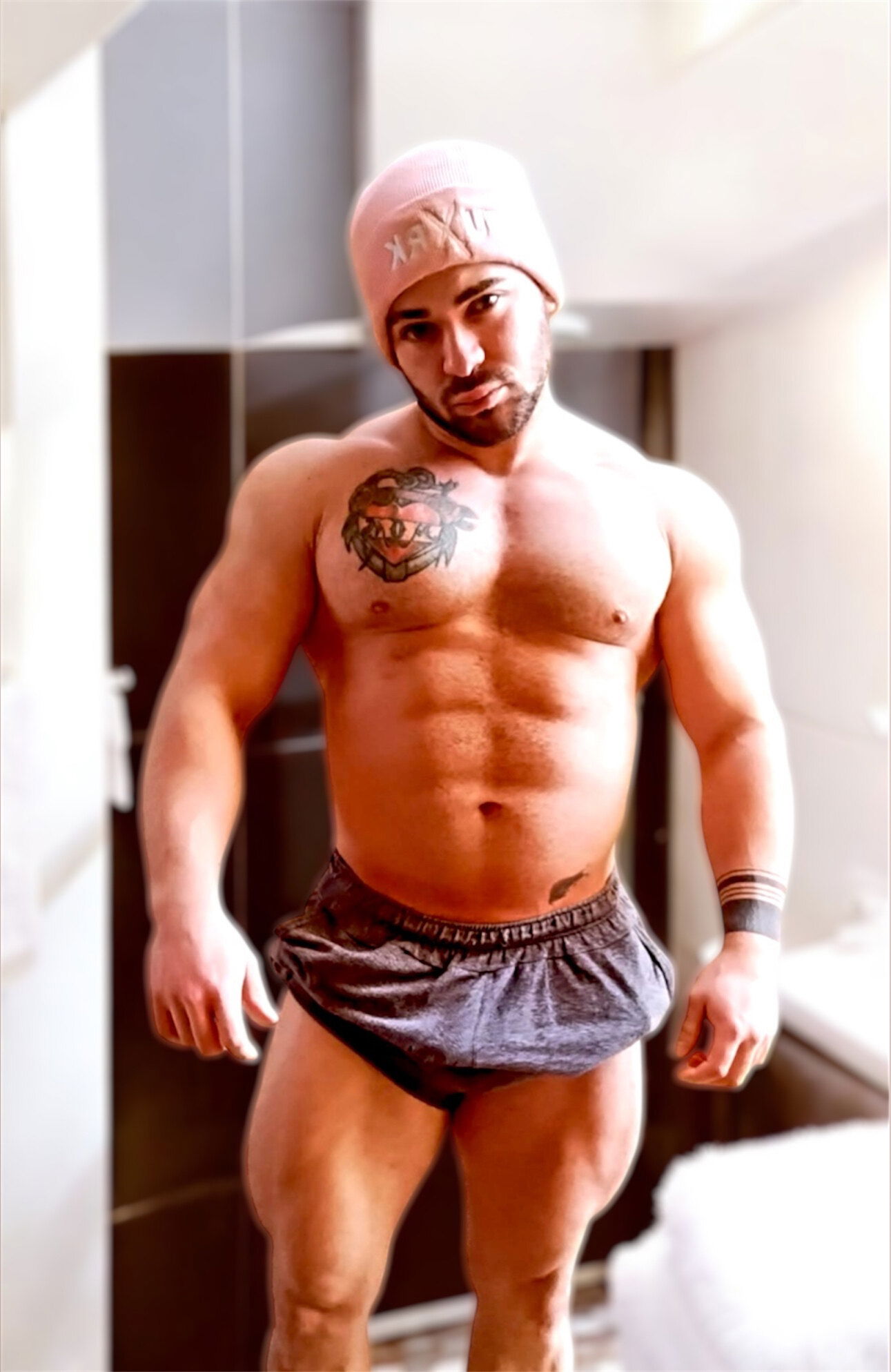 T🅾️R🅾️ 🐂 | Alpha Fitness Lover 💦🔥 photo