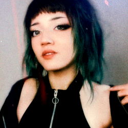 Stylish Photoshoot of Female Model 𝔞𝔩𝔳𝔦𝔢 in a Zebra Jacket