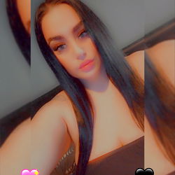 Amelia Black 🎀 photo