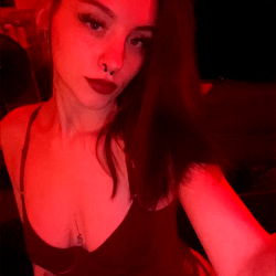 Introducing KinkyGirl02 - OnlyFans Model