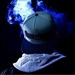 Enox909, A German Model in the Spotlight