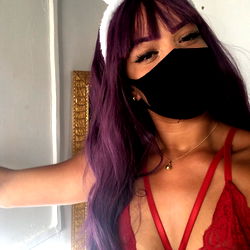 Vivid and colorful OnlyFans model, Iza uvinha 🎭🍹