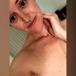 Onlyfans Model Kinkygoddessxo, Nude in Room with Wall Art