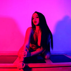 La maravilla in a futuristic setting