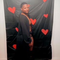 LesCain's Valentine's Day Photoshoot