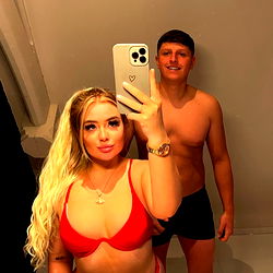 Emandgeorge and Friend in Onlyfans Content