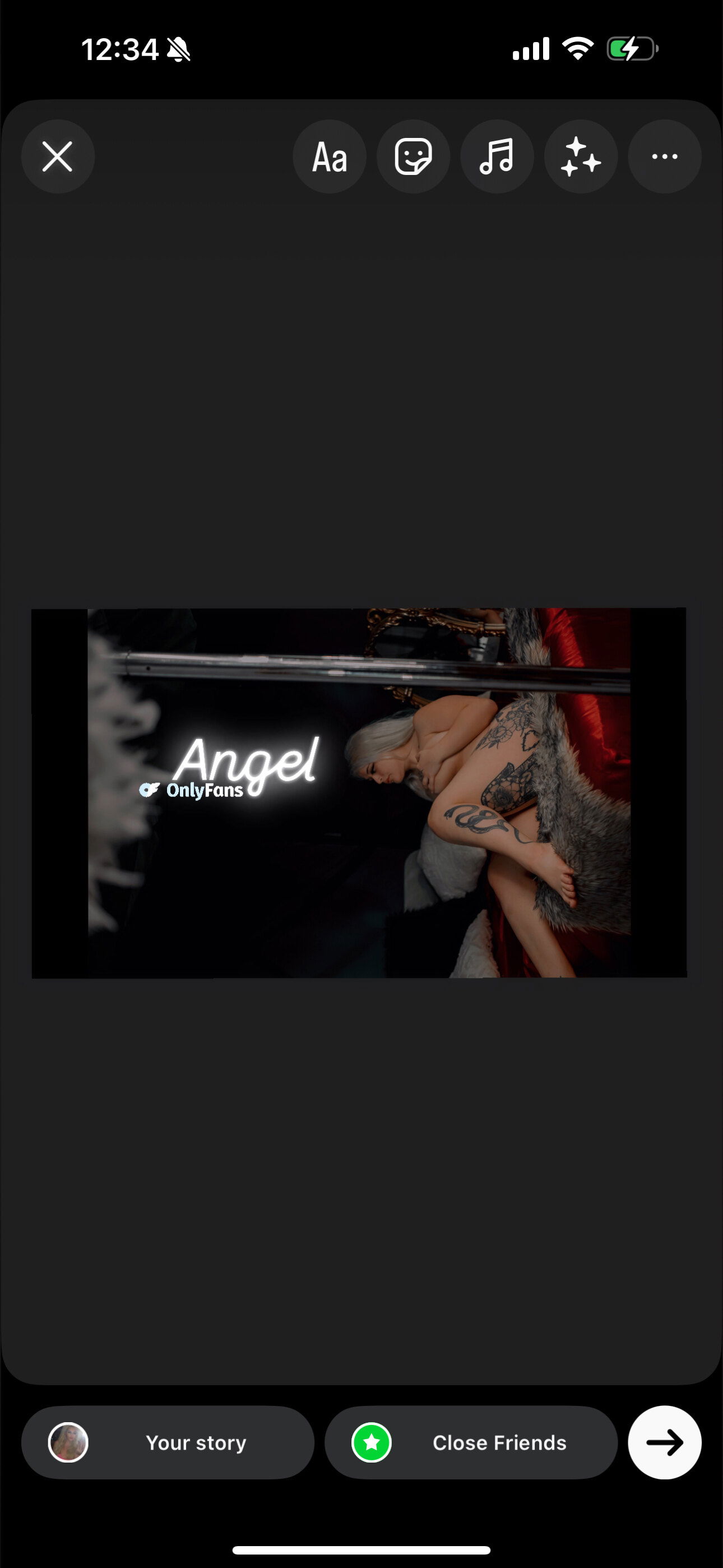 𝒜𝓃𝑔𝑒𝓁 top 1% photo